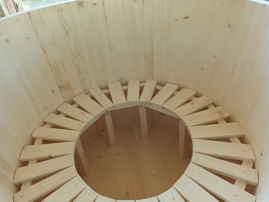 Ciubar din lemn pentru  baie