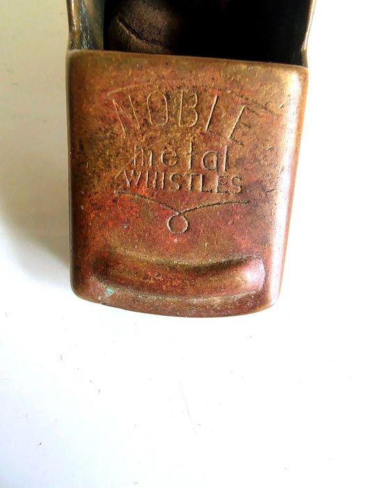 Бронзова  Свирка NOBLE