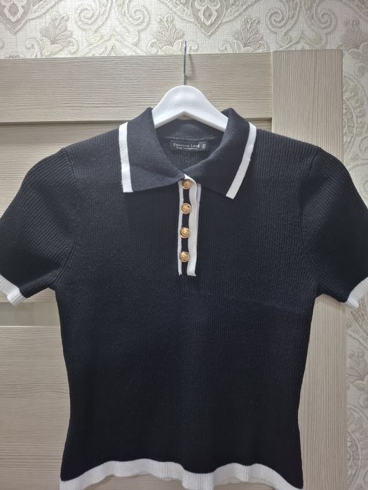 Продам женские кофты