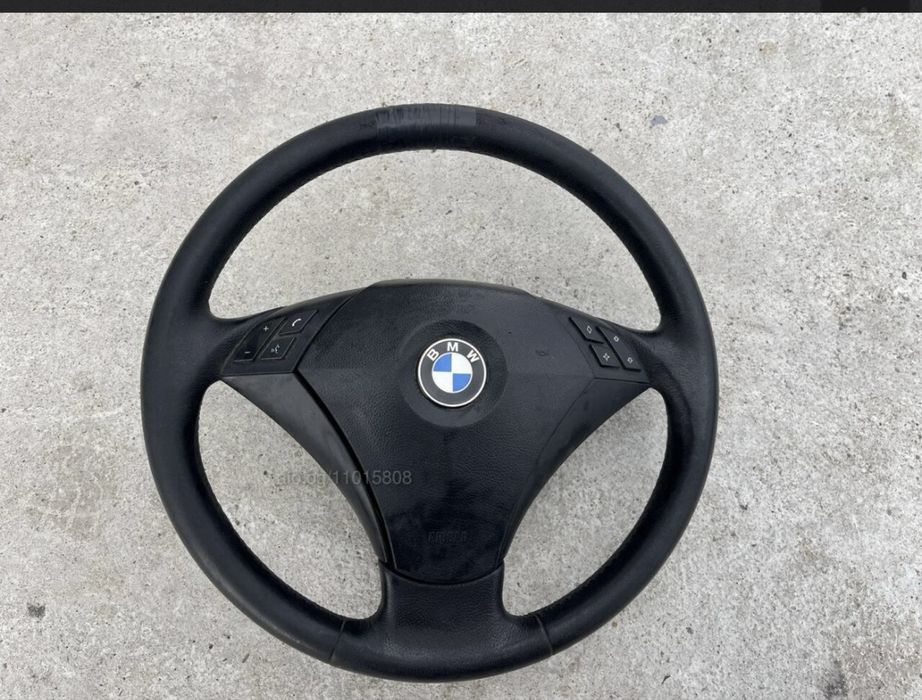 Волан с еърбег за BMW E60