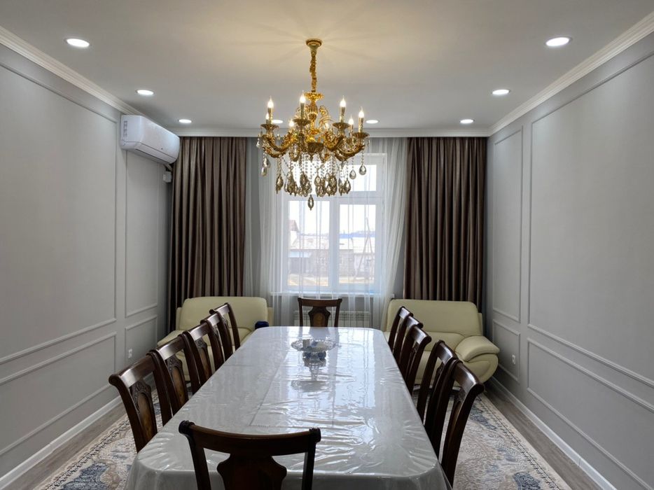 Продаётся квартира в центре города 2 этаж 3 комнатная