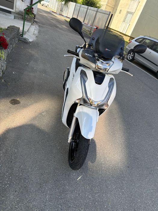 Honda SH 125i Sport