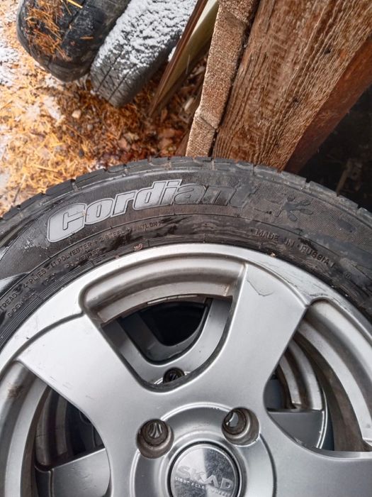 Шины с титановыми дисками