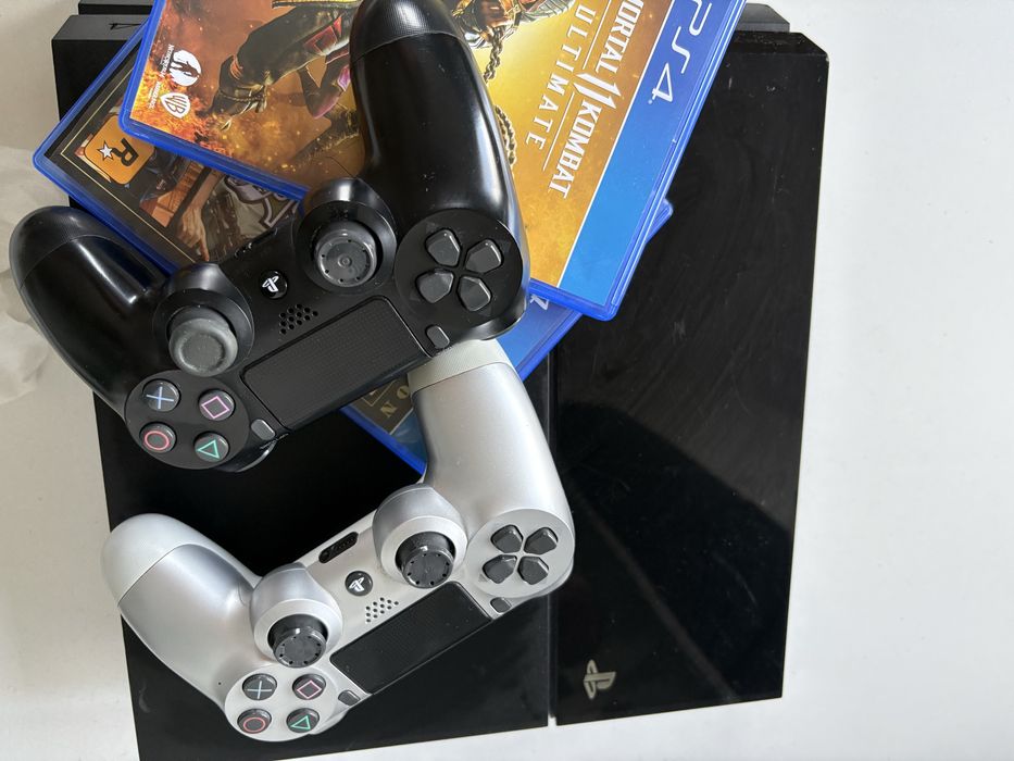 PlayStation 4 класика, гейм конзола!