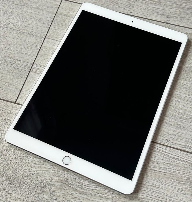 Mega Ofertă! Apple iPad Pro 10.5 inch wifi! 64 gb! Perfect Funcțional!