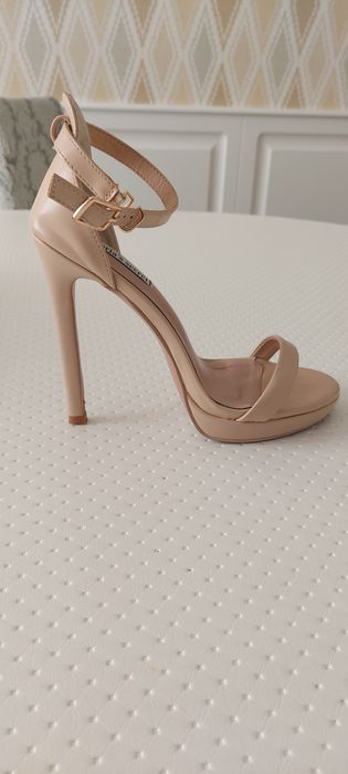 Босоножки очень нежные