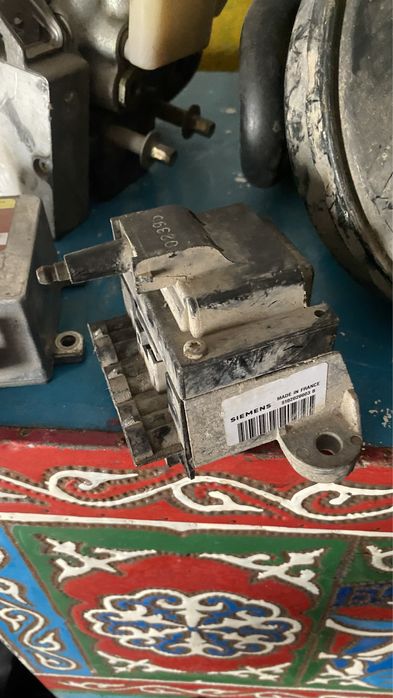 Запчасти на Вольво 460