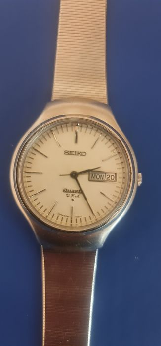 Seiko Quartz V.F.A. 3823-7001