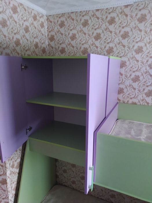 Продам двухъярусную кровать