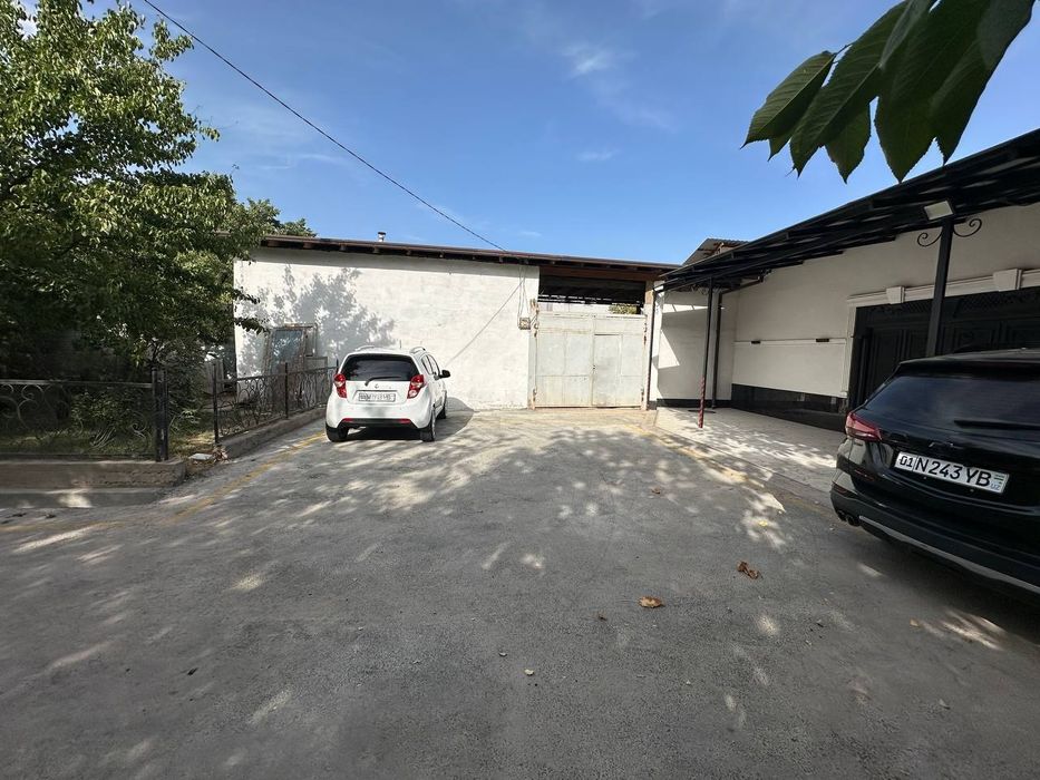 Uchastka sotiladi 4 sotok aeroport polivoy tomonda