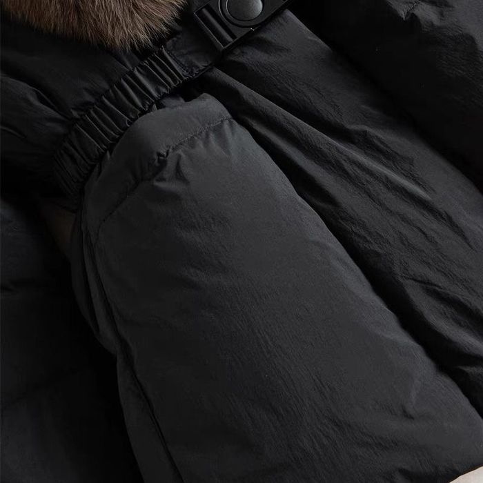 Продам трендовые  пуховики