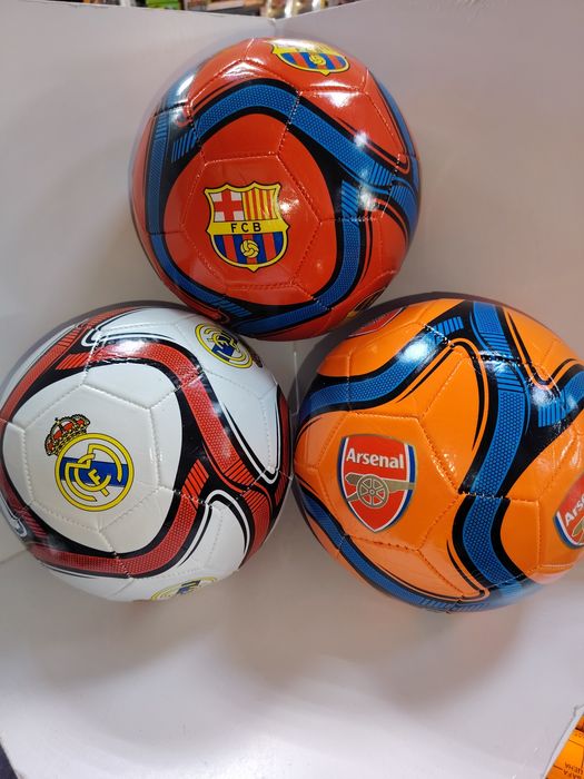 Мячи  футбольные