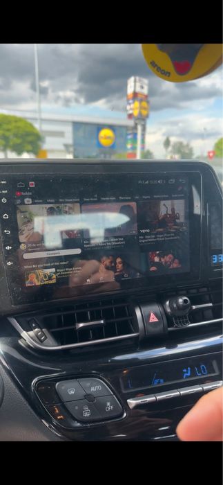 TOYOTA C-HR 2019 — imagine 4