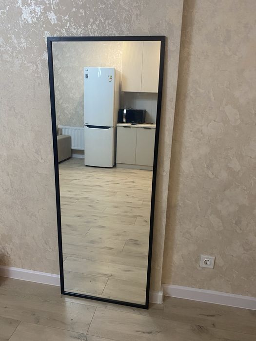 Зеркало напольное