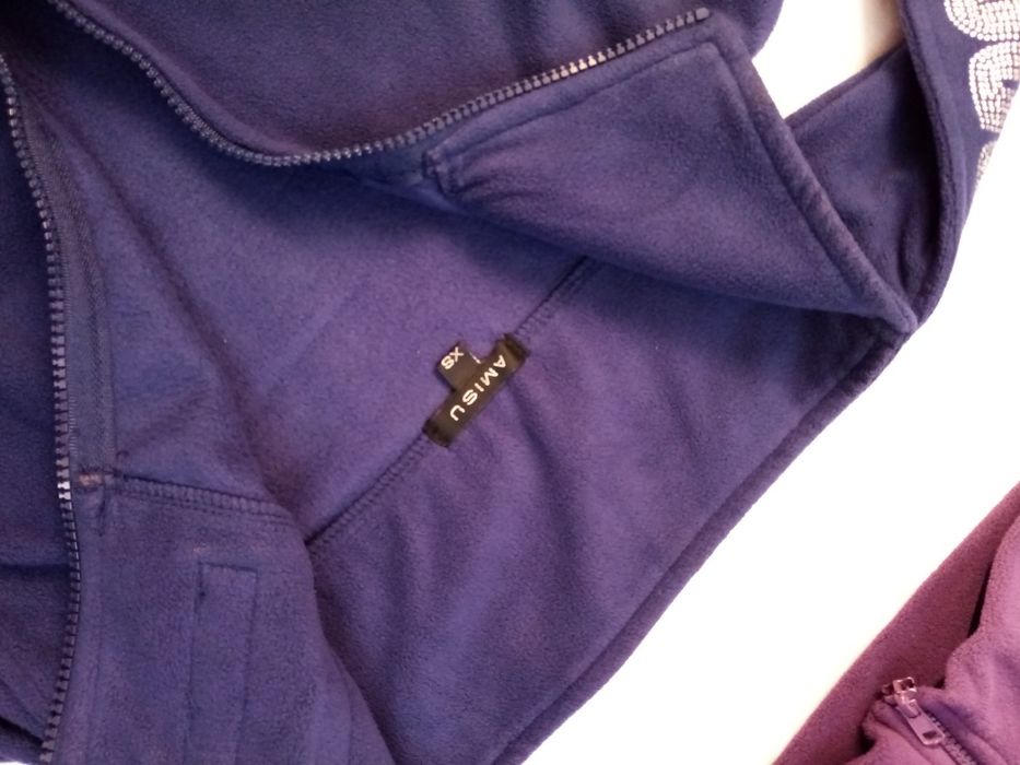 Hanorac pufi/pufi 2buc Preț 45 lei/buc.