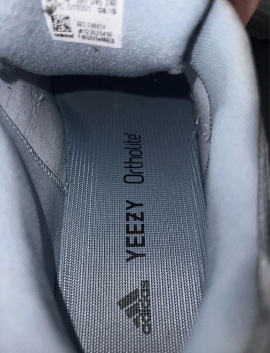Yeezy 700 v2 Hospital Blue