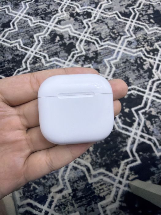 AirPods 4 с ANC оригинал (кейс + правый наушник)