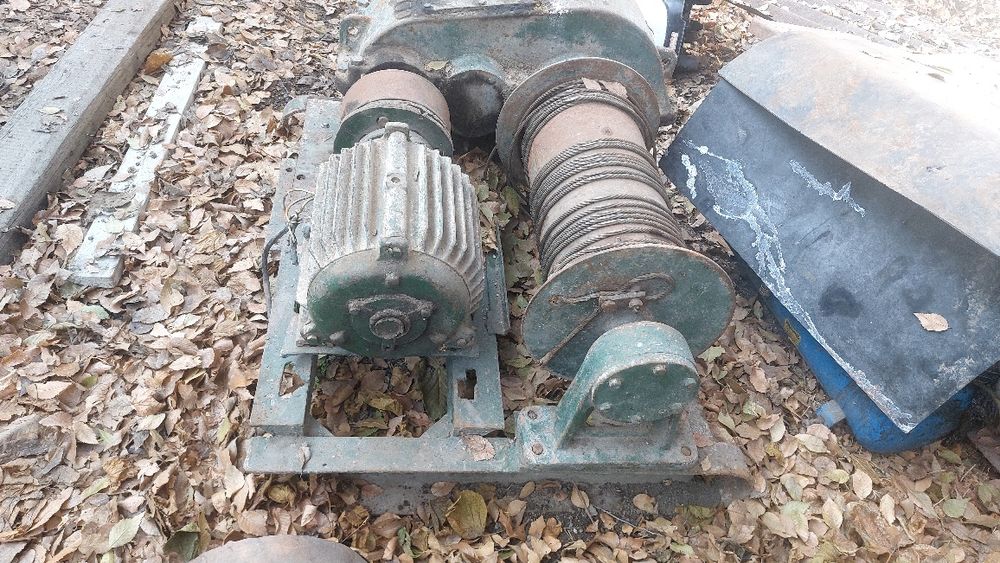 Тяговая, электрическая лебёдка