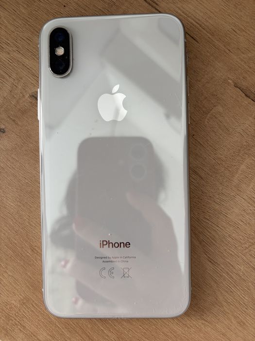 Айфон 10 продам!