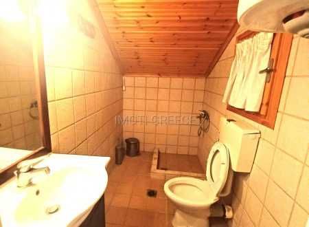 Продава 2 ет. къща с 160 м2 и двор 200 м2 в Аспровалта, Северна Гърция