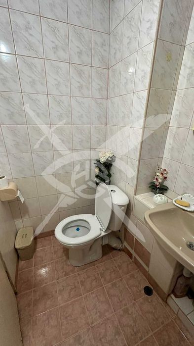 Дава се под наем Тристаен апартамент в Варна, Цветен квартал - 65 кв.м за 400 € - Снимка #7