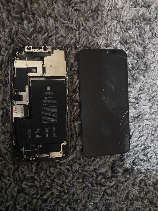 Продам айфон 12 про Макс 128 гб