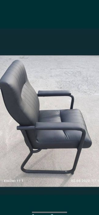 Kompyuterxona uchun stol stul