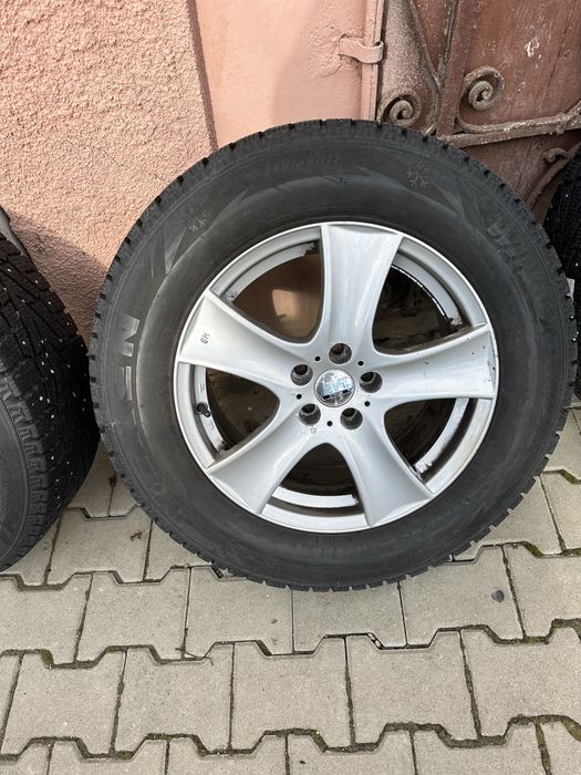 Jante de aliaj cu anvelope de iarna cu crampoane xc60