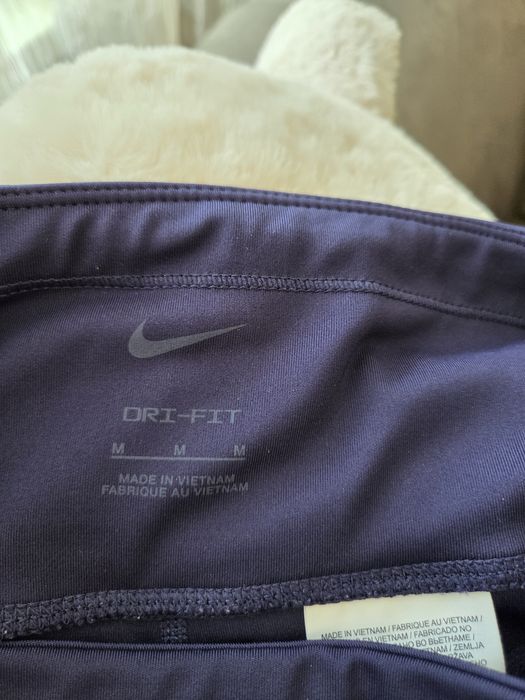 Комплект клин и блуза NIKE
