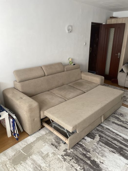 Vand canapea din stofa pentru living / sufragerie