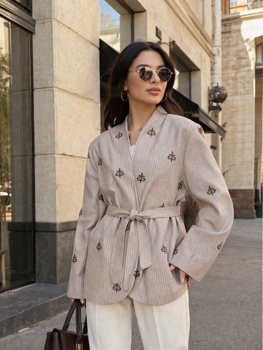 Пиджаки женские