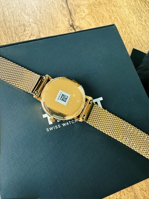 Дамски часовник Tissot !НОВ!