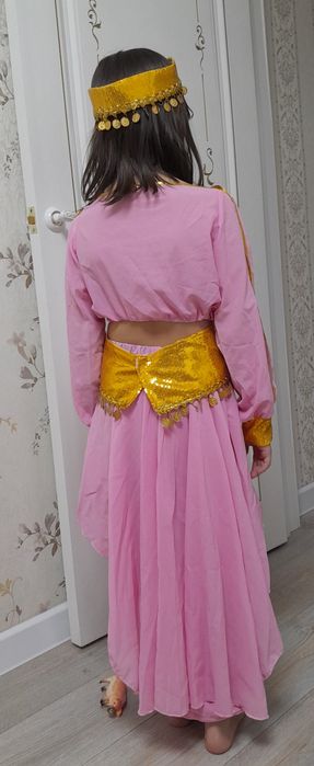 Танцевальный костюм