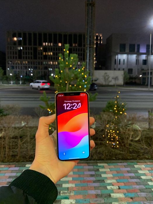 Продам срочно iPhone 12 Pro 256gb