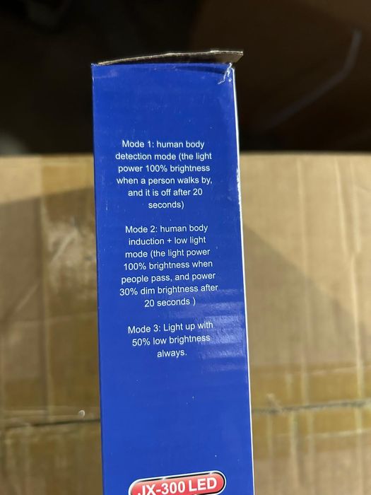 Lampa solara cu senzor