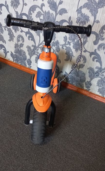 Продам самокат-беговел