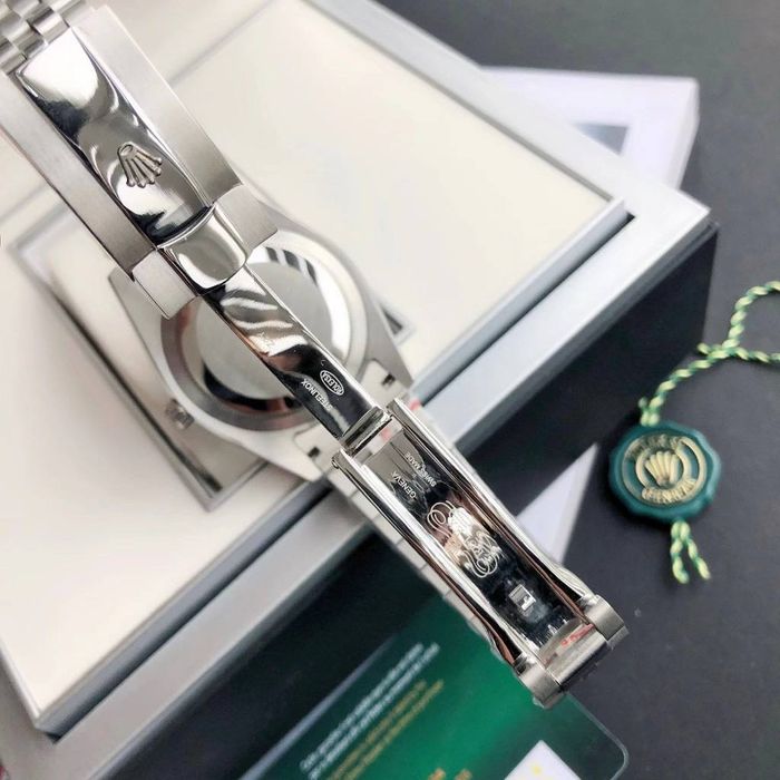 Rolex Patek Philippe Audemars Piguet Tissot Orient Omega Seiko Cartier