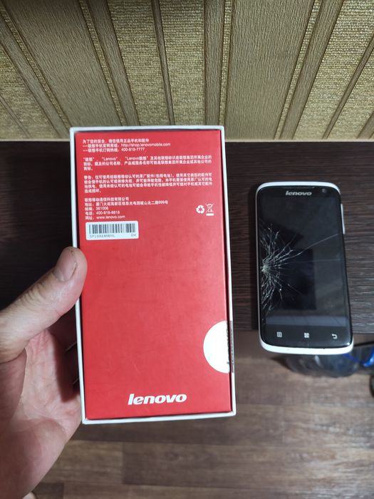Продам смартфон Lenovo s820