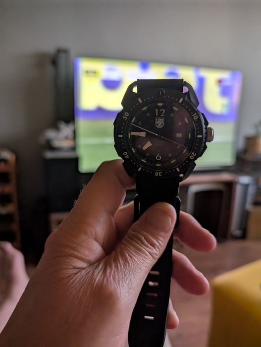 Часовник Лумонокс.идеален за рибари