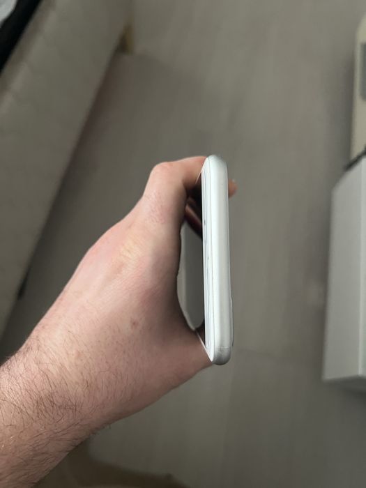 iphone 8 impecabil 100% baterie