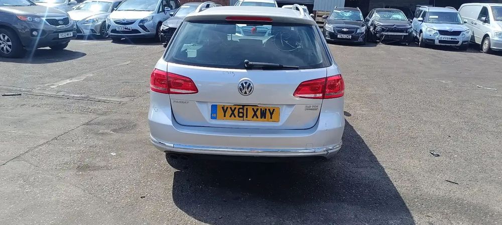 Dezmembrari / Dezmembrez Volkswagen Passat B7 2.0 CFFB cod cutie NFU cod culoare LA7W