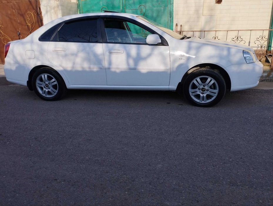 chevrolet Lacetti 1.8 avtomat