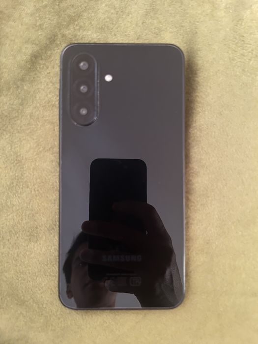 Samsung a26 в черном цвете