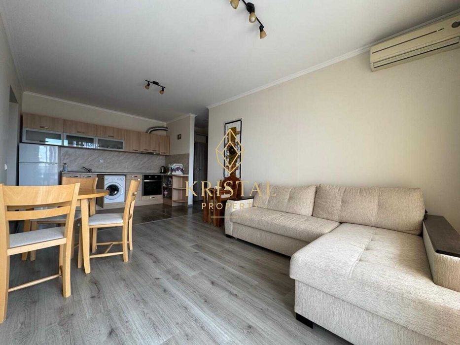 Продава се Двустаен апартамент в к.к. Слънчев бряг - 66 кв.м за 1440 €/кв.м - Снимка #1