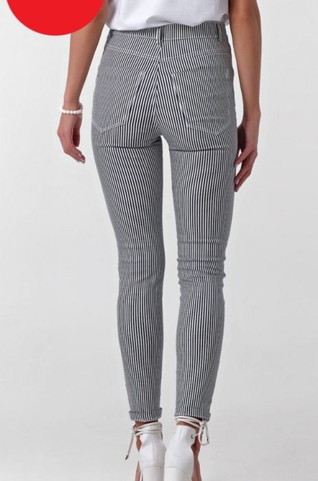 Тонкие джинсы в полоску размер S