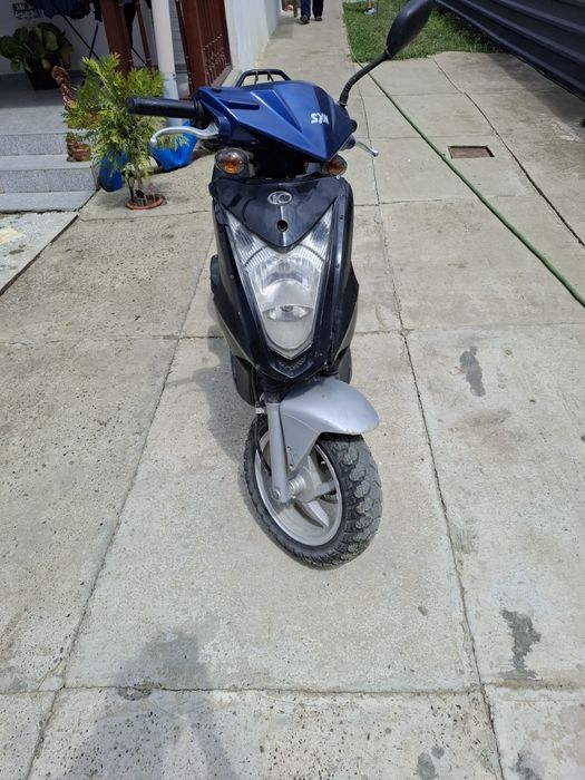 Scuter Sym de 60cc,preț 500 euro ușor negociabil