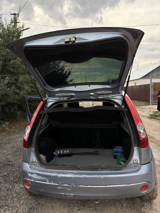 Ford Fiesta 2007, робот