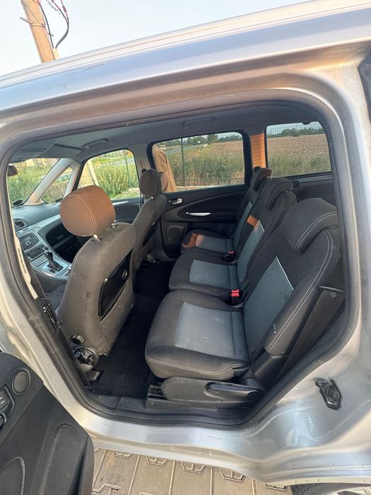 Masina Ford Galaxy de vanzare