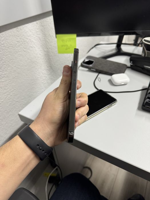 продается iphone 14 pro max 256 gb