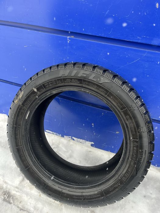 Продам шипы 185 55 R15